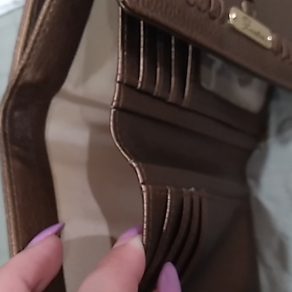 Buxton Wallet - Picture 6 of 6